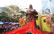 中国の香港：初回の関公のお祝いを行い、忠